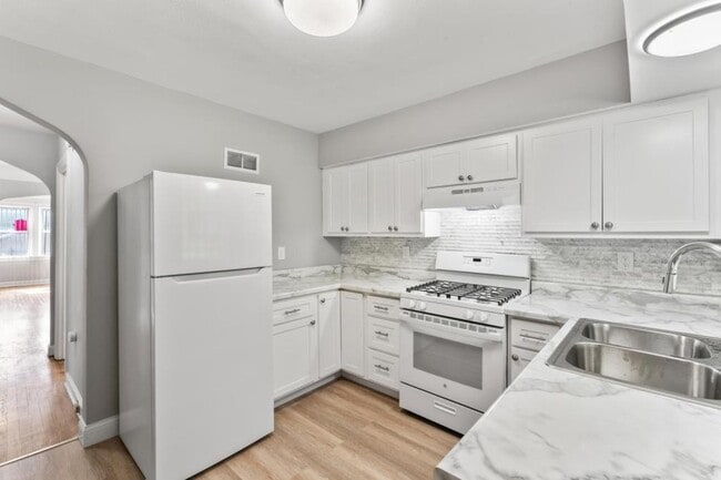 Building Photo - 5613 Jennings Station Rd