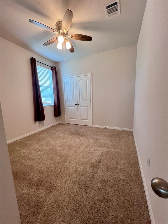 Building Photo - 944 Vogel Dr