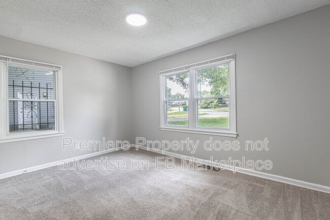 Building Photo - 3301 Mellier Ave