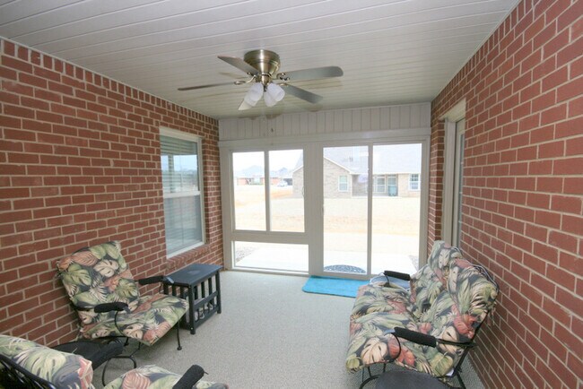Building Photo - 235 Crab Orchard Dr