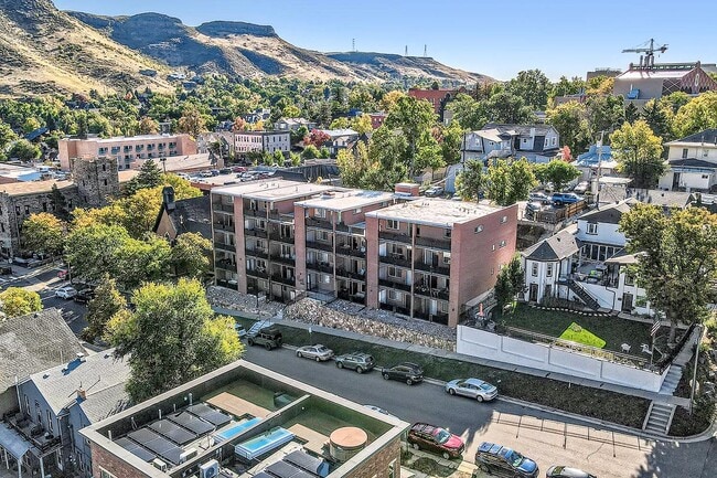 Building Photo - Wheelhouse Apartments