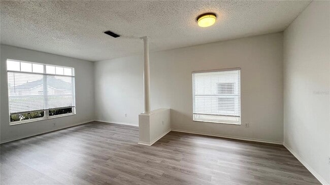 Building Photo - 123 Jaybee Ave