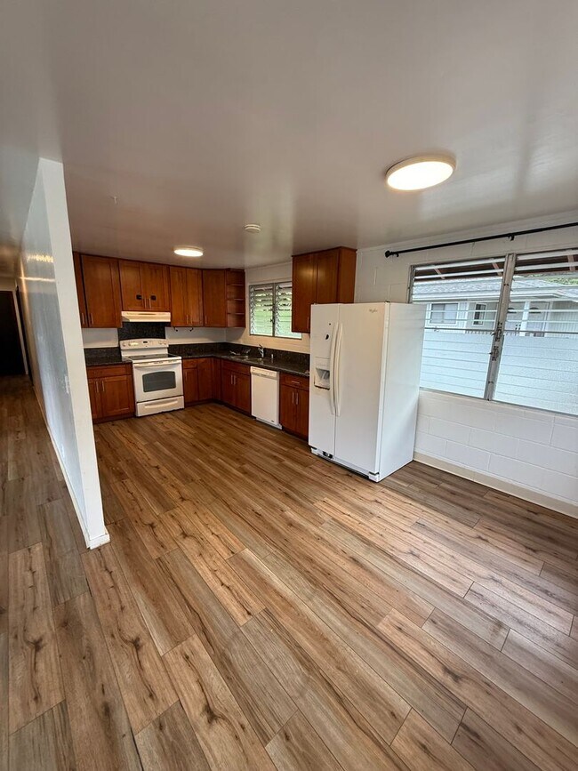 Building Photo - 2840 Booth Rd