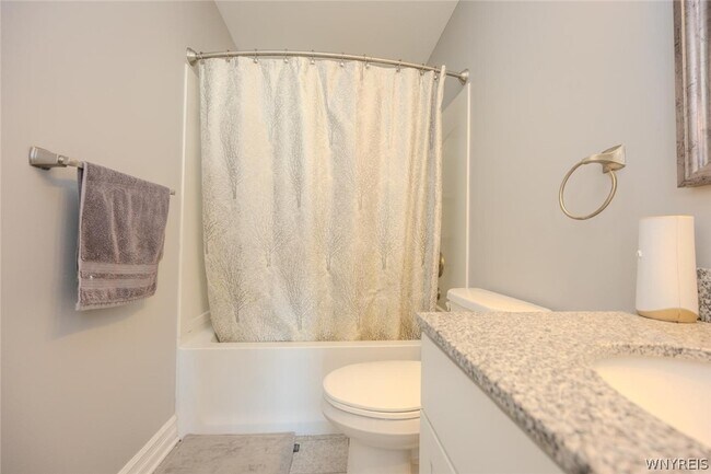 Building Photo - 46 Eagleview Dr