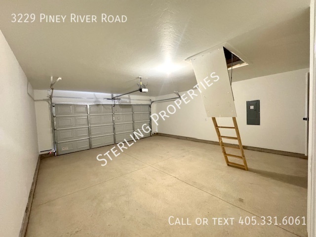 Building Photo - 3229 Piney River Dr