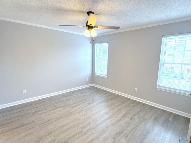 Building Photo - 258 Waters Edge Ln