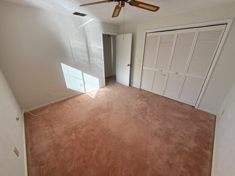 Building Photo - 3781 N Passion Flower Way