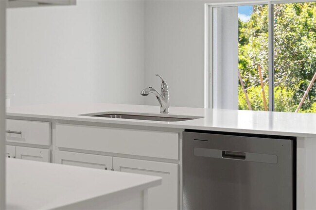 Building Photo - 25222 Cadiz Dr