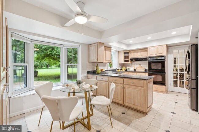 Building Photo - 13204 Lantern Hollow Dr