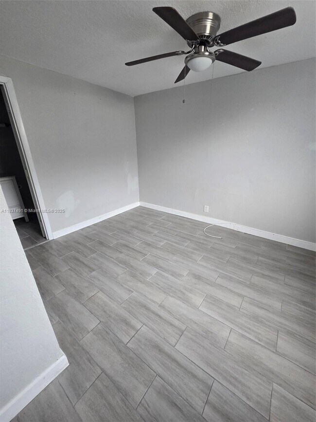 Building Photo - 3960 NW 190th St