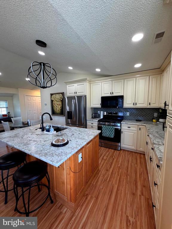 Building Photo - 543 Cedar Hollow Dr