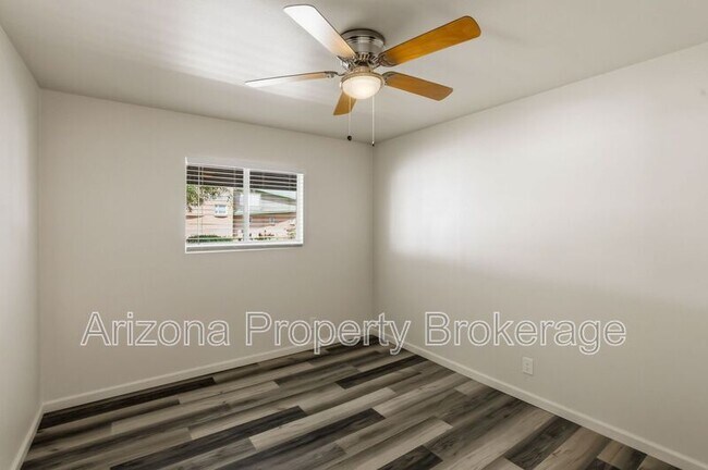 Building Photo - 2323 S College Ave