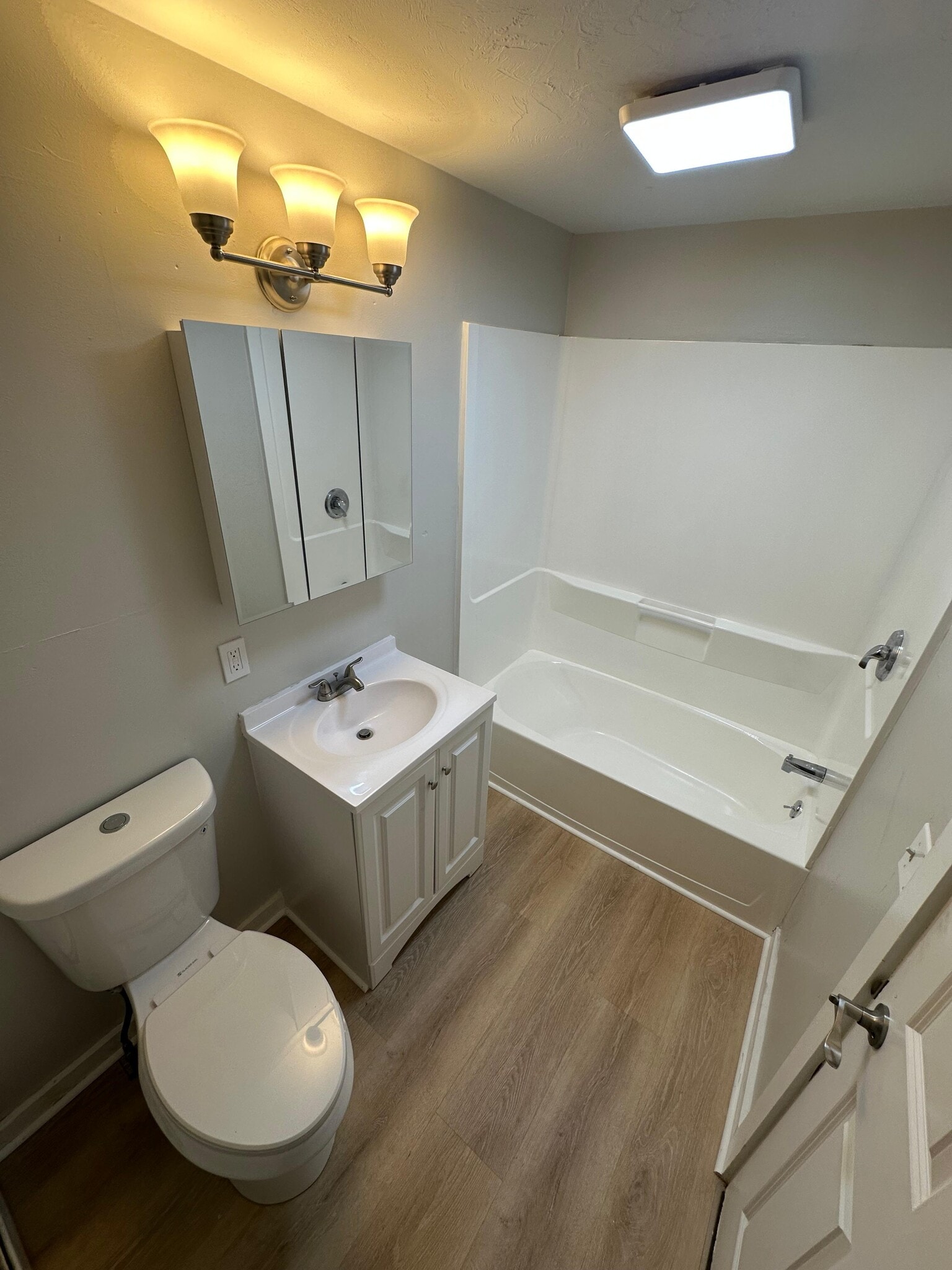 Bathroom - 109 Prichard St