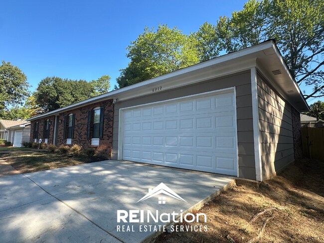Building Photo - JUST RENOVATED! 4BR/2BA Memphis Stunner | 2-Car Garage & Fenced Yard!
