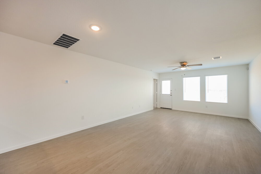 Building Photo - 1870 Musk Rose