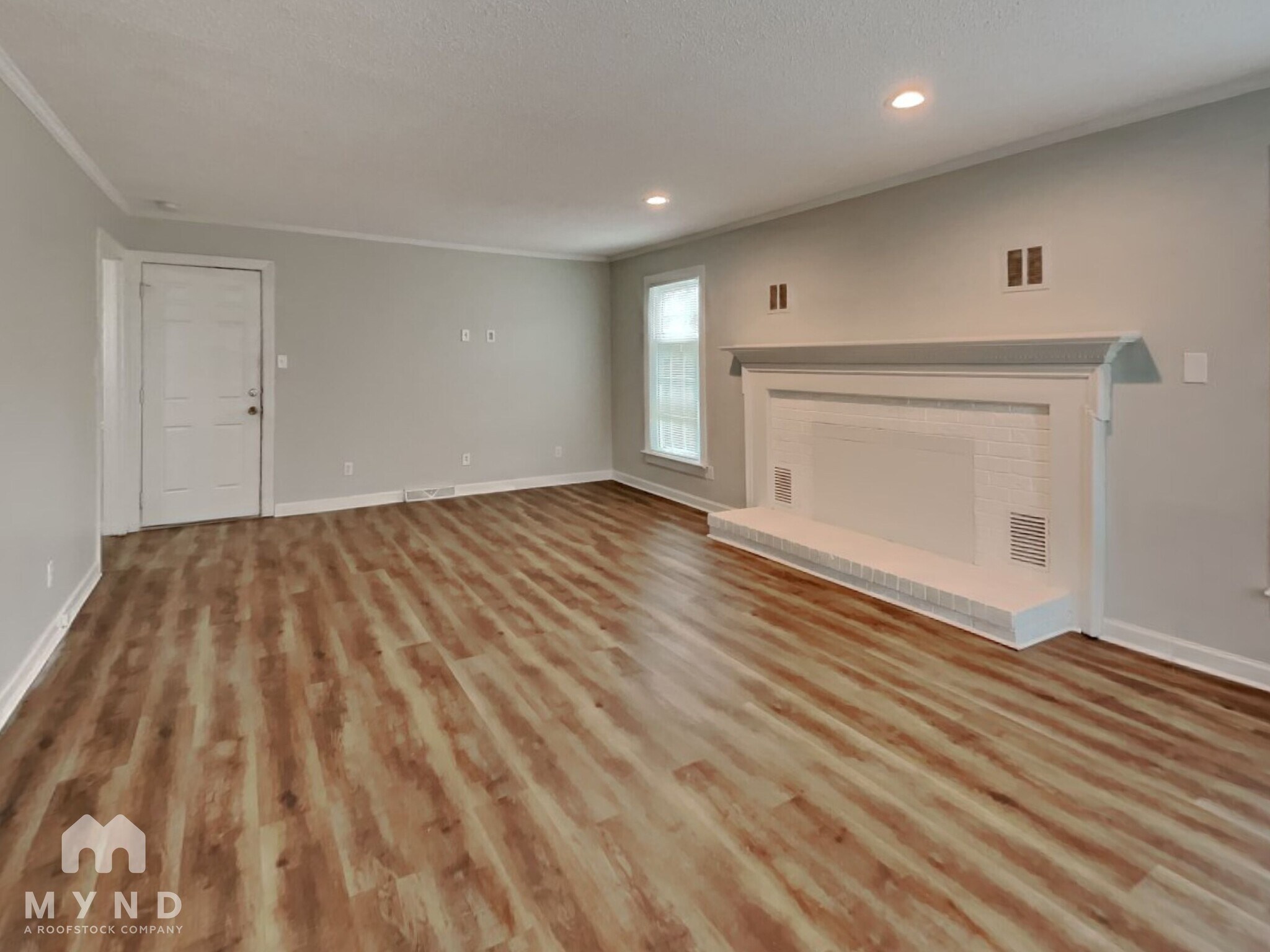 Building Photo - 25 Camelia Dr