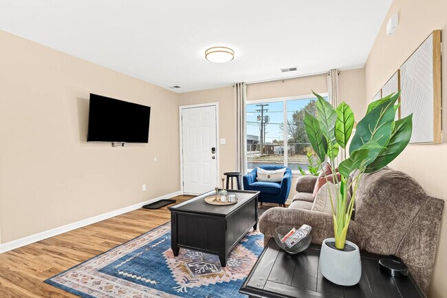 Building Photo - 18355 Mesle St