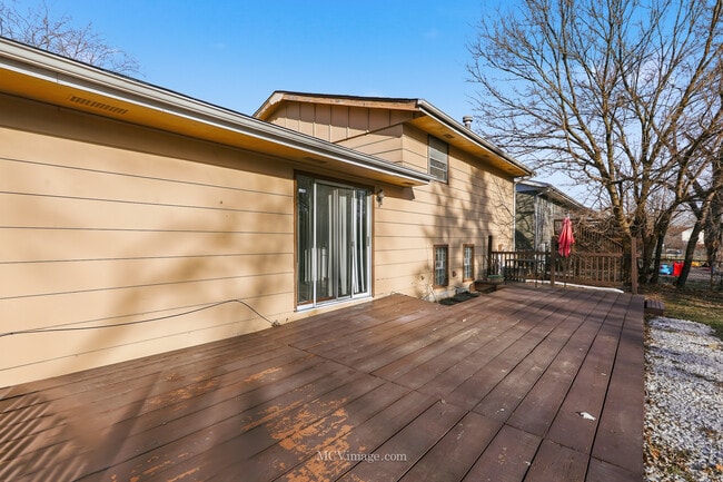 Building Photo - 3317 Birchwood Dr