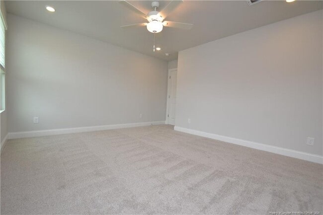 Building Photo - 817 Portland Rose Dr