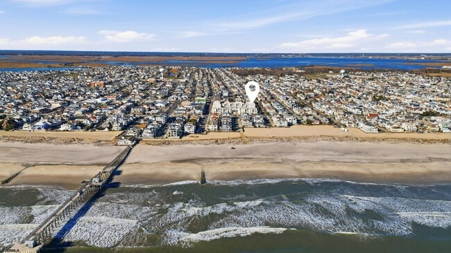 Building Photo - 7701 Atlantic Ave