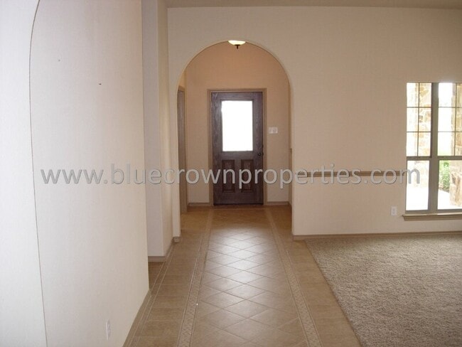 Building Photo - 2172 Liriope Ln