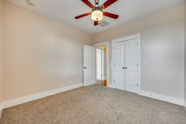 Building Photo - Gorgeous 4 bedroom 3.5 bath home in Riverwalk of Rock Hill!