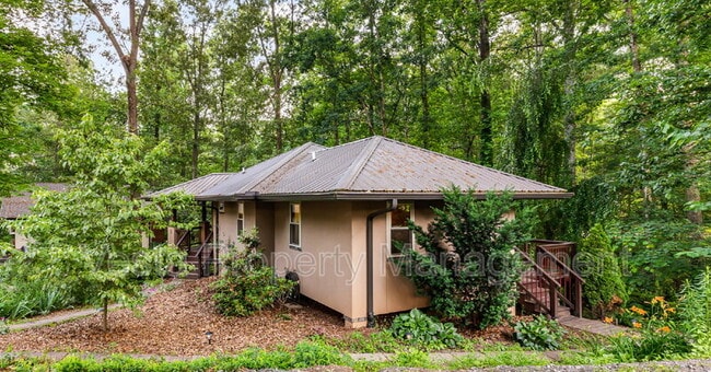 Building Photo - 1 Wellspring Ln