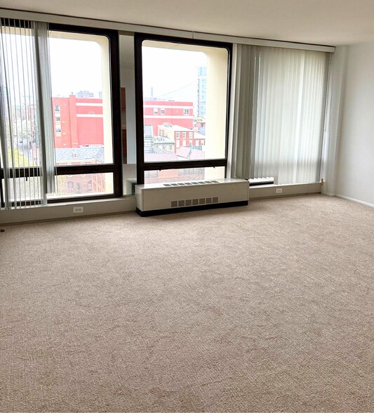 Living room - 200 Locust St