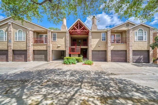 Building Photo - 6804 N Capital of Texas Hwy