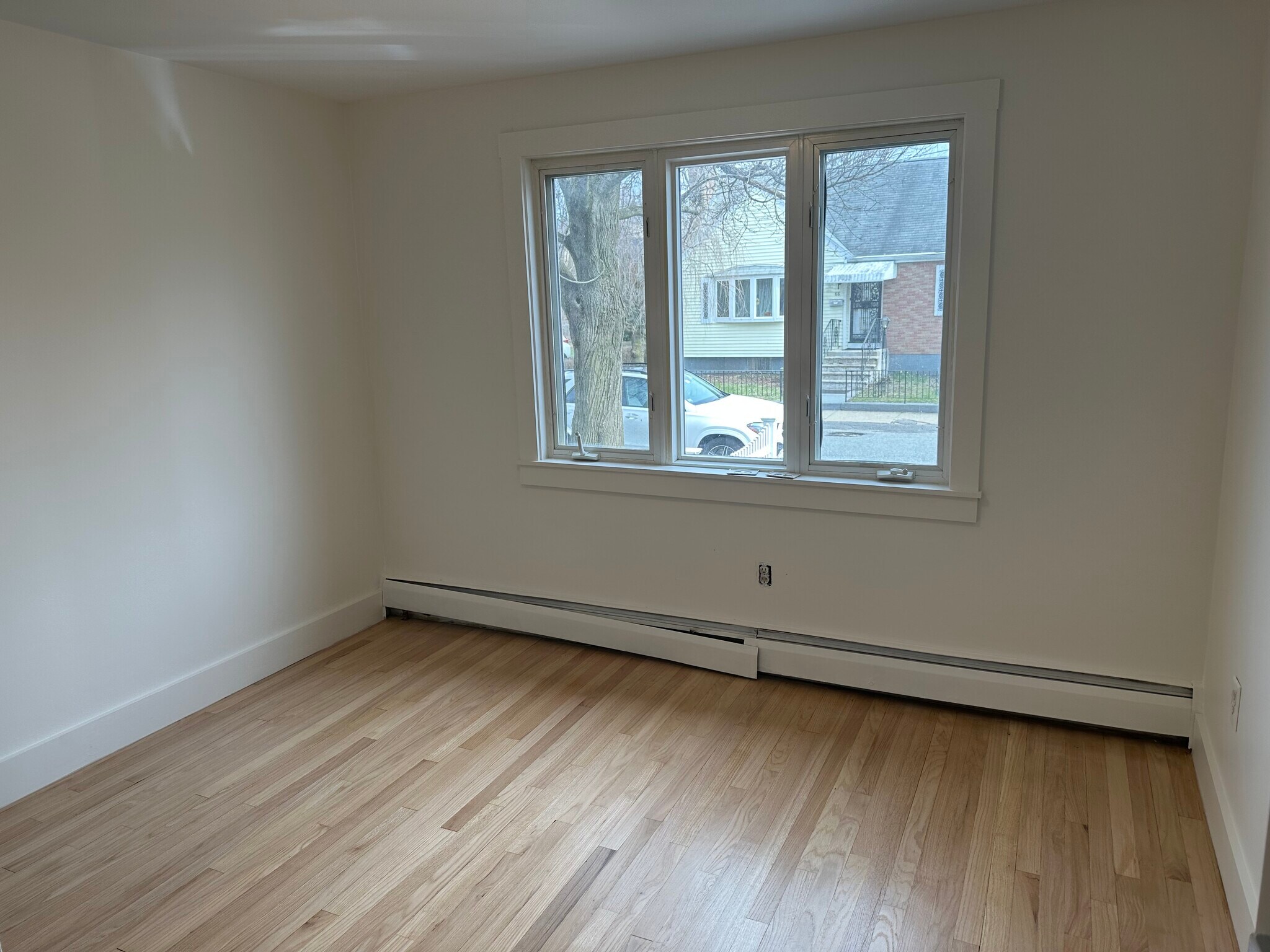 Building Photo - 71 Brookline St