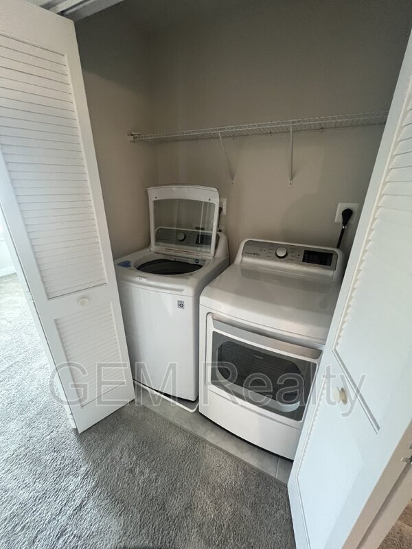 Building Photo - 1101 Rampart Dr