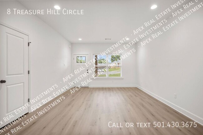 Building Photo - 8 Treasure Hill Cir