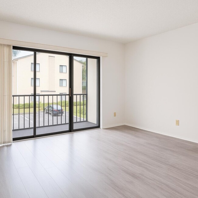 Building Photo - 209 Foxtail Dr