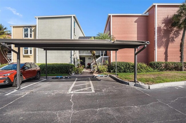 Cover Parking - 2424 W Tampa Bay Blvd