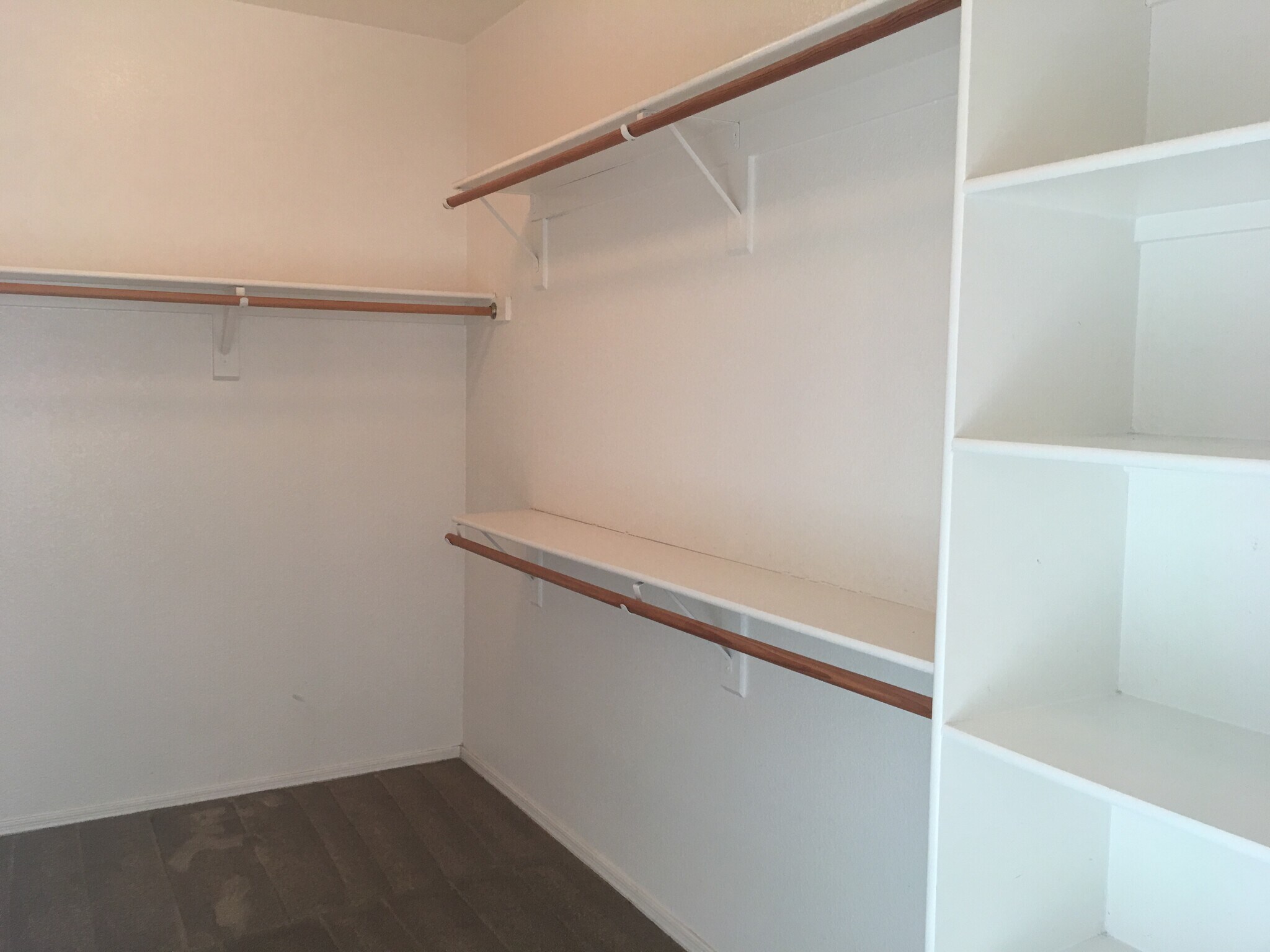 Building Photo - 9128 W Berkeley Rd