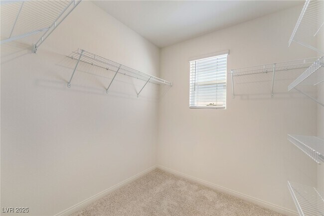 Building Photo - 9237 Soho Sky Ct