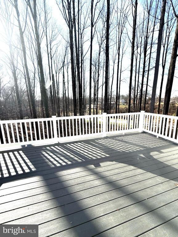 Building Photo - 330 Birdie Ct