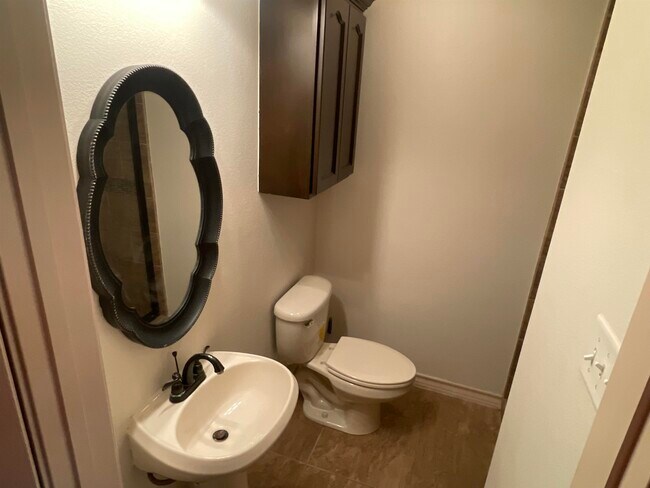 Building Photo - 2306 Leo Reyes Ct