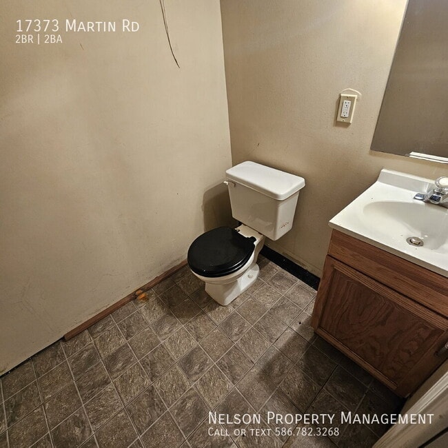 Building Photo - 17373 Martin Rd