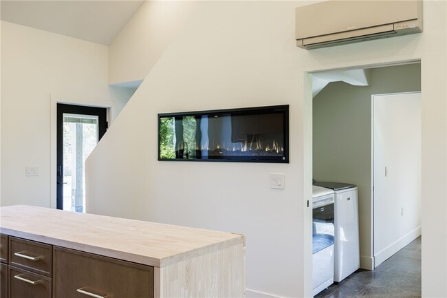 Building Photo - 2989 Ryder Rd