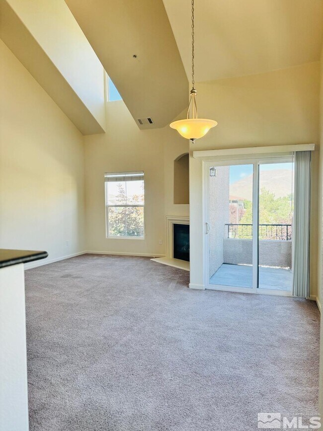 Building Photo - 1325 S Meadows Pkwy