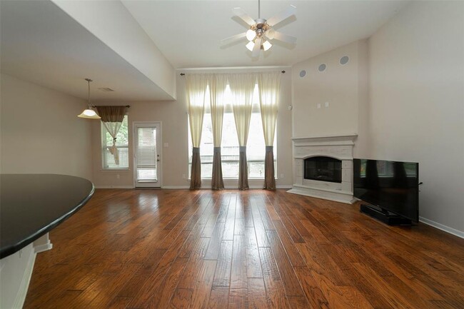 Building Photo - 24427 Ranchwood Springs Ln