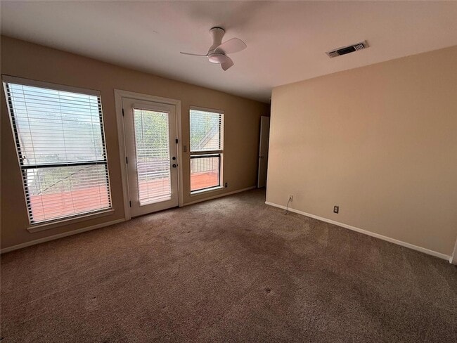Building Photo - 17 Casa Verde St