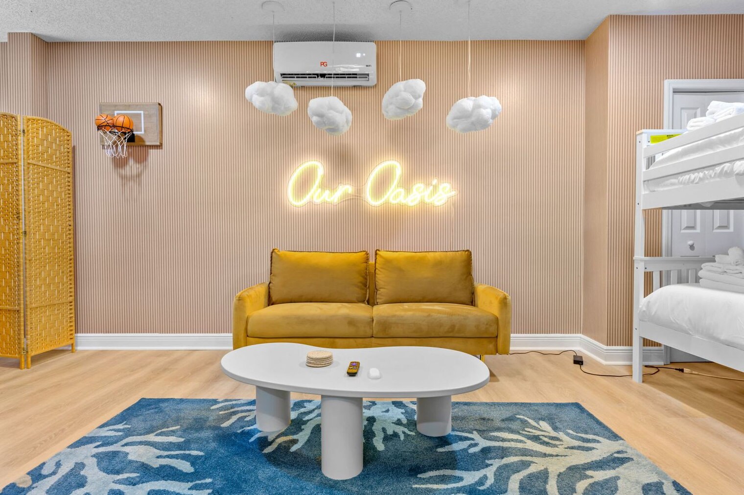 Building Photo - 9800 E Bay St