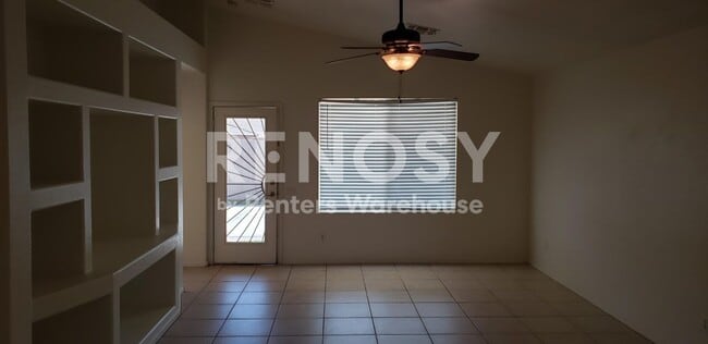 Building Photo - 3113 N 130th Ave