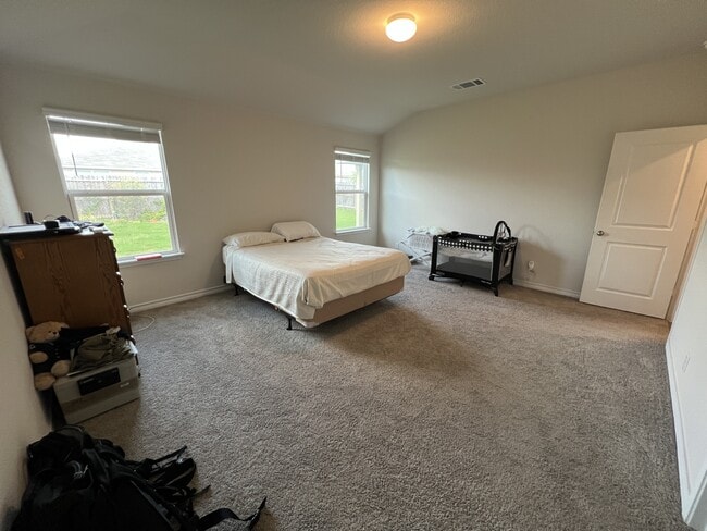 Building Photo - 317 Denison Dm
