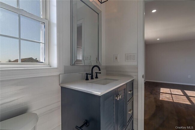 Building Photo - 35 Harrison Ave