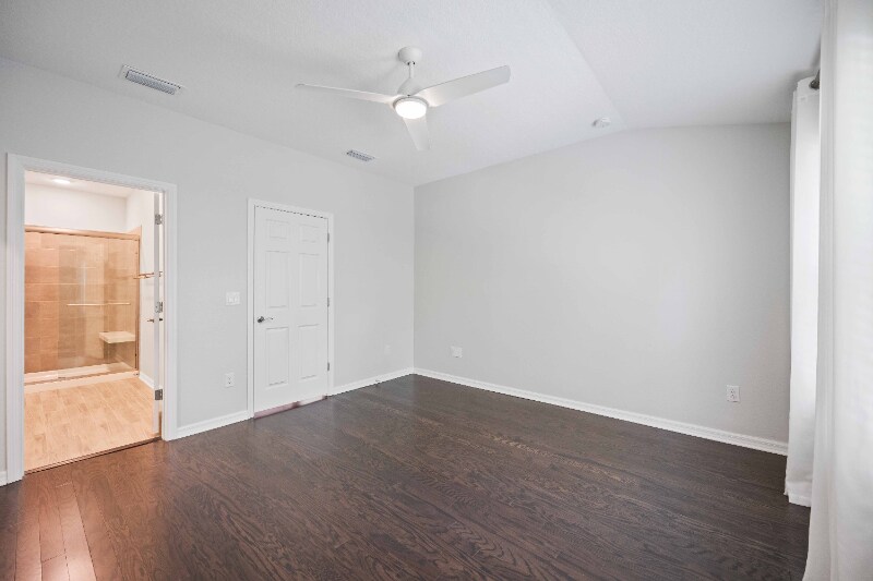 Building Photo - 3040 Via Sienna Cir