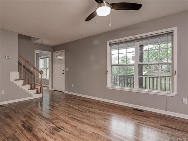 Building Photo - 104 Unadilla Ave