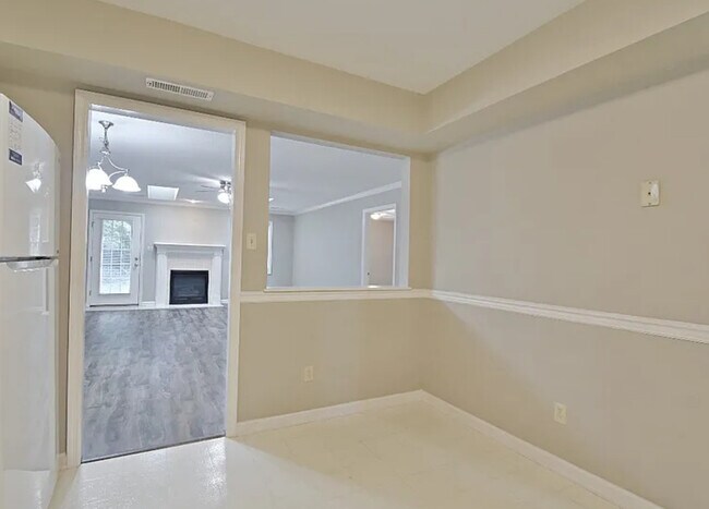 Building Photo - 728 Harbor Way